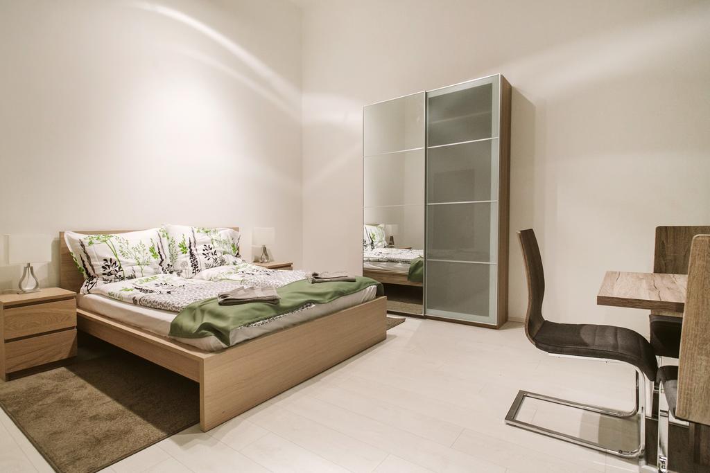 Dnd Apartments Astoria Szentkiralyi Street Будапеща Екстериор снимка