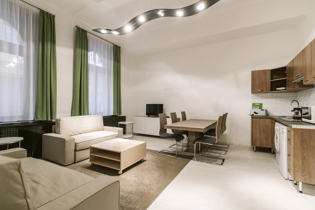 Dnd Apartments Astoria Szentkiralyi Street Будапеща Екстериор снимка